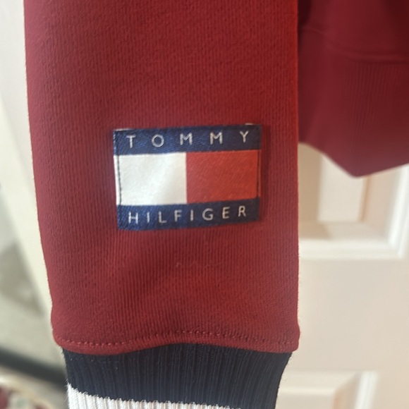 Tommy Hilfiger Sweatshirt (Disney 100 Years of Wonder)- Large, New - Picture 7 of 9